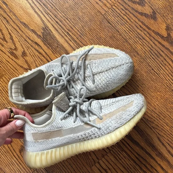 Yeezy Boost 350 V2 Sesame/Light Ivory Sneakers - Picture 2 of 2